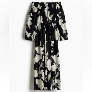 NWT H&M SMOCKED OFF-THE-SHOULDER DRESS size M